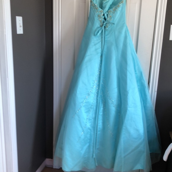 Prom dress made by Alyce Designs. - Picture 3 of 6
